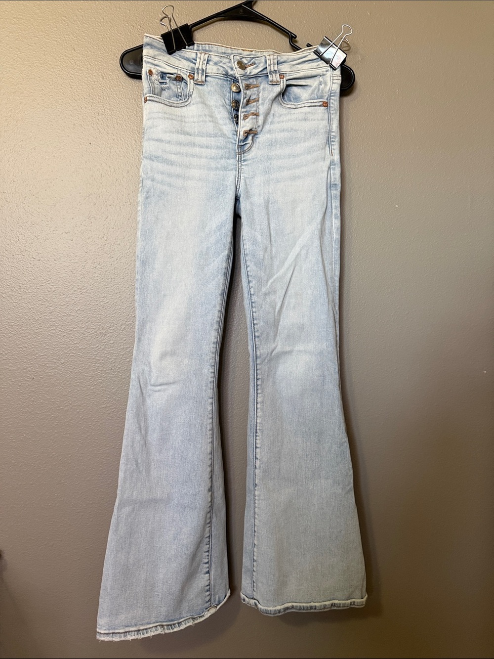 Women’s American Eagle Outfitters Light Blue super High-Rise Flare Jeans
